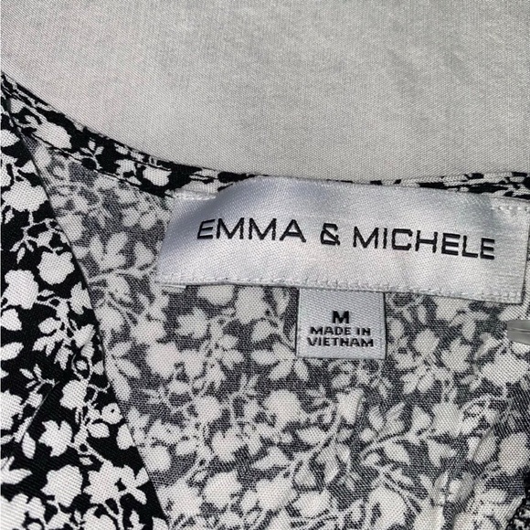 Dress - Picture 9 of 12